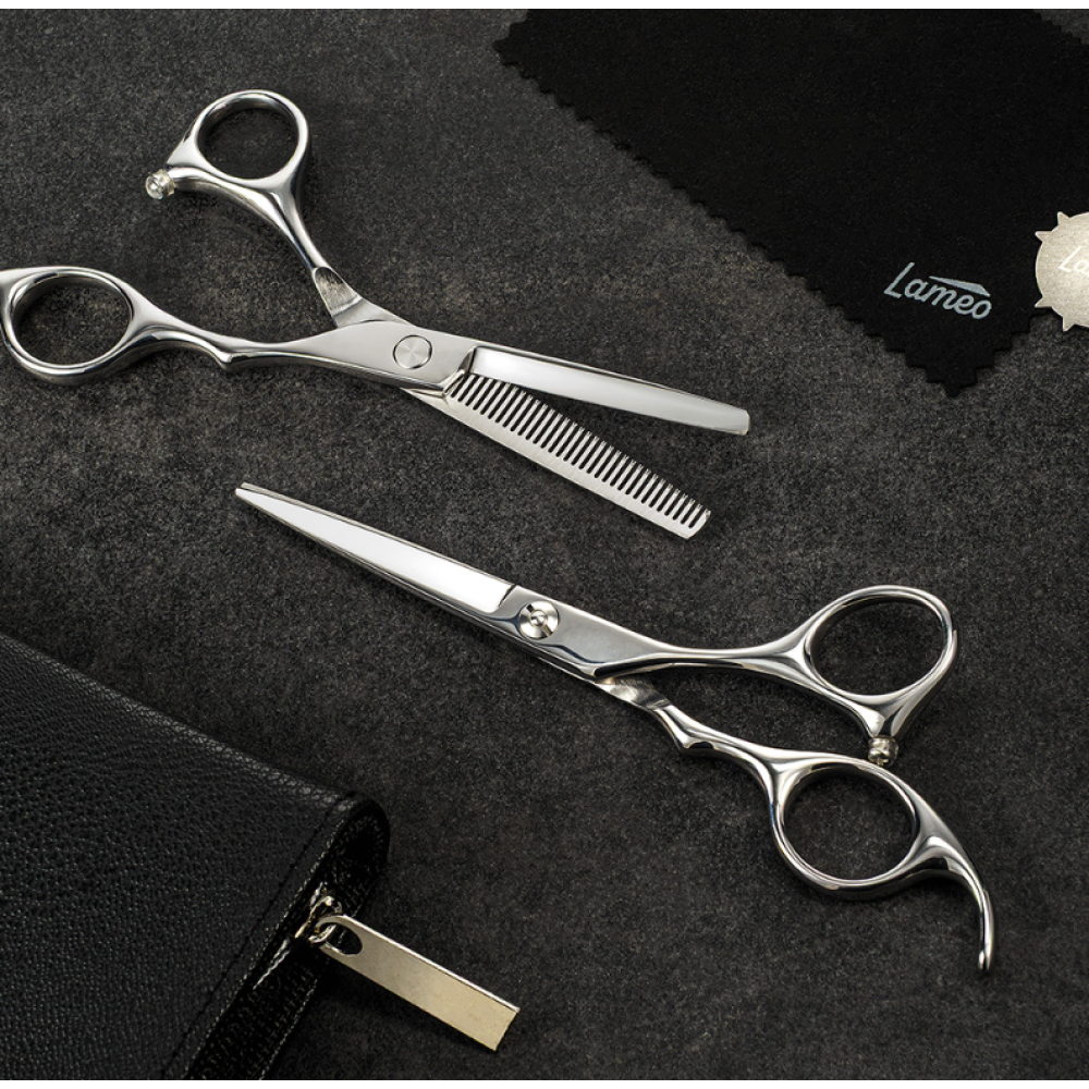 Lameo STAGE PRO SET OFFSET SILVER – Profesionālais frizieru šķēru komplekts ar futrāli (370.935)